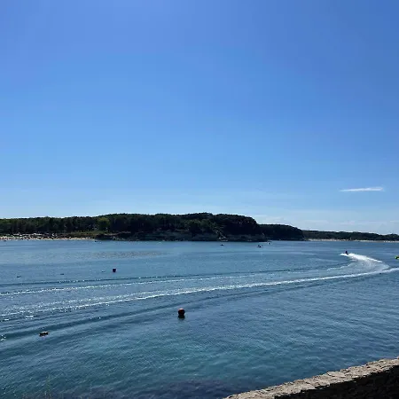 Family Avenue Privatunterkunft Kiten (Burgas)