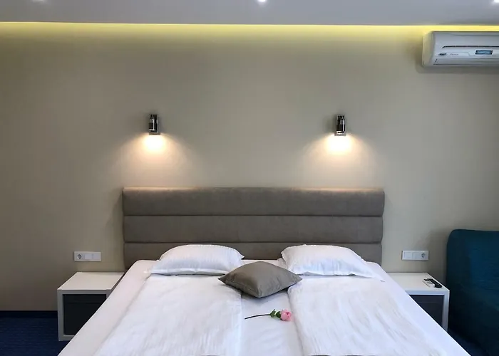 Частна квартира Family Avenue Китен