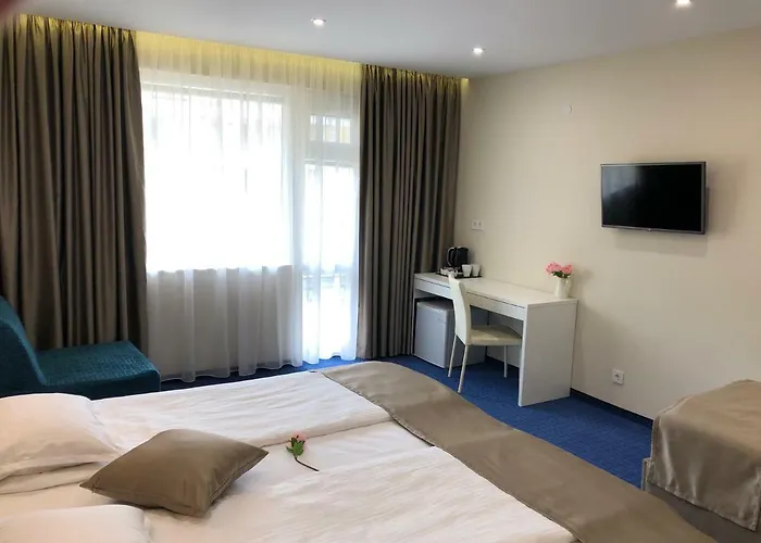 Homestay Family Avenue *